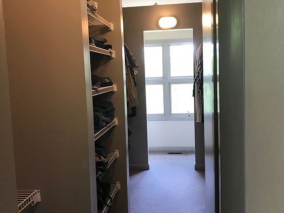 Walkthrough master closet
