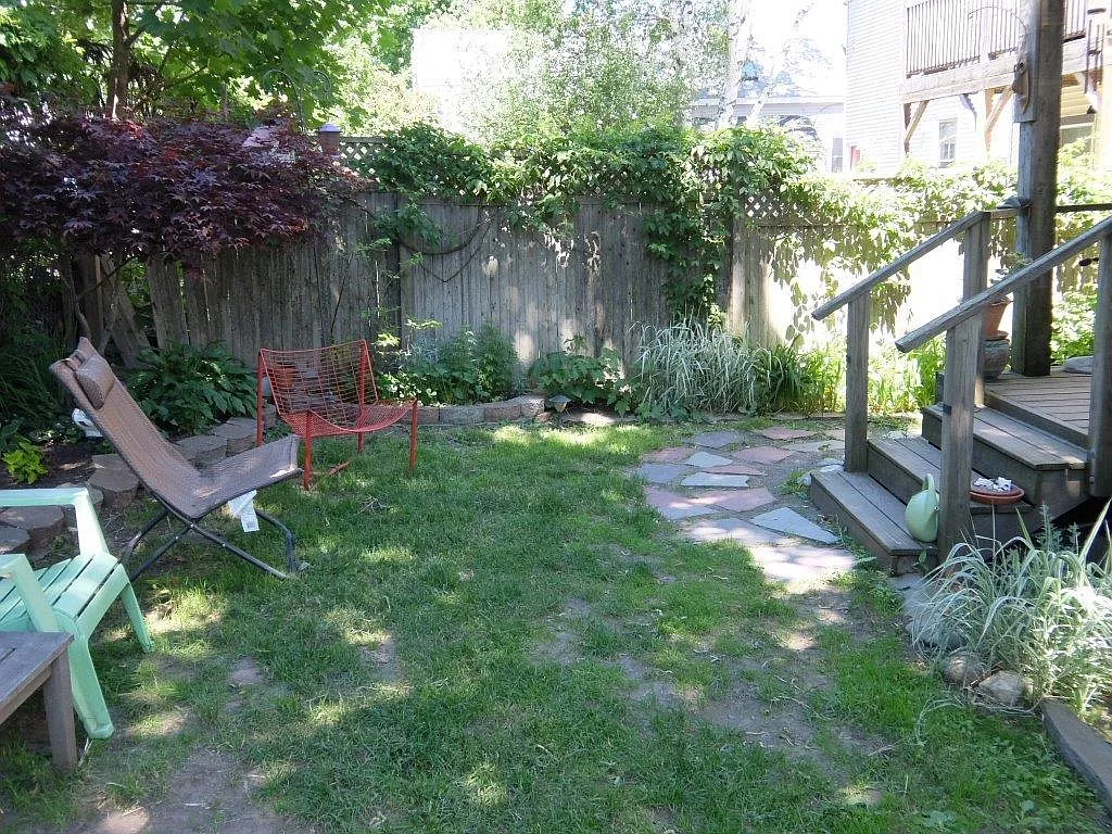 Studio, $1,318 — Photo 2