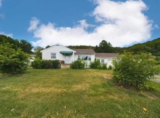 27 Stew Ln, Moundsville, WV 26041