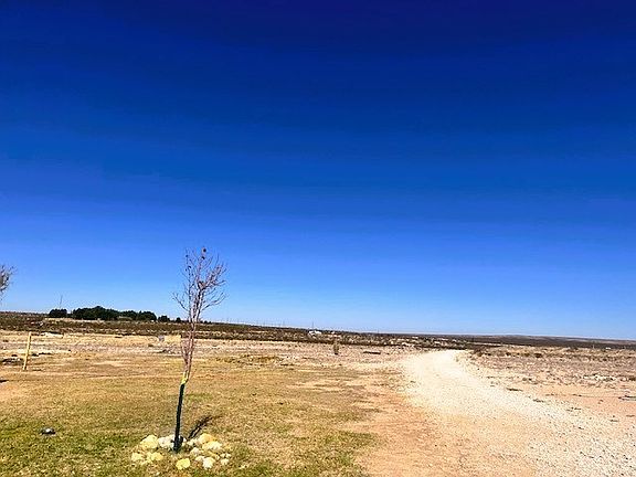 3rd image of 176 S Highway #67