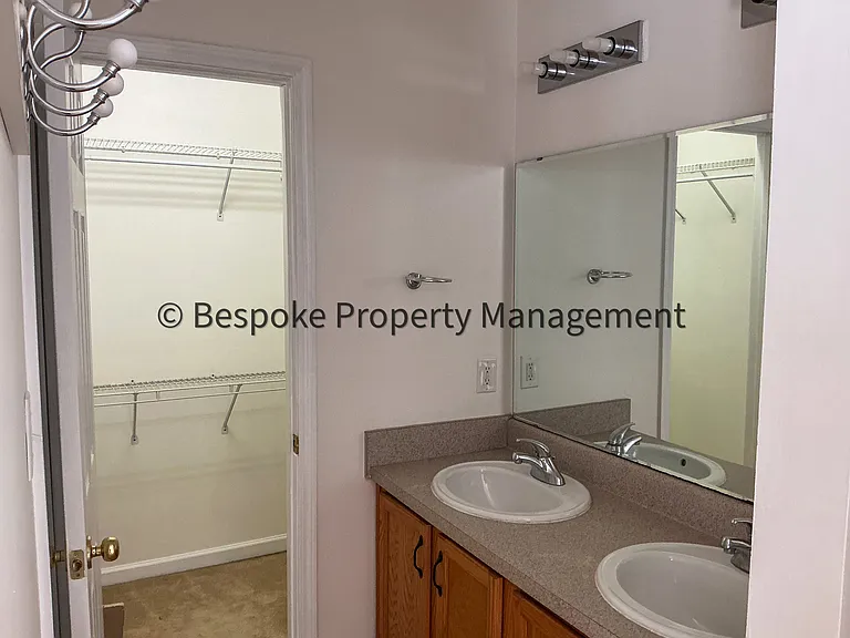 115 Woodmont Way — Photo 9