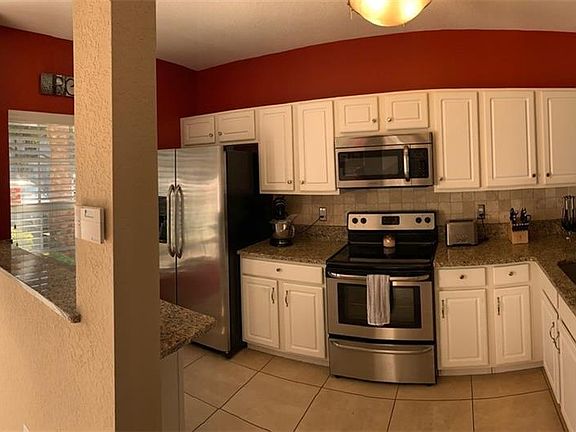 3rd image of 10101 Spyglass Hill Ln