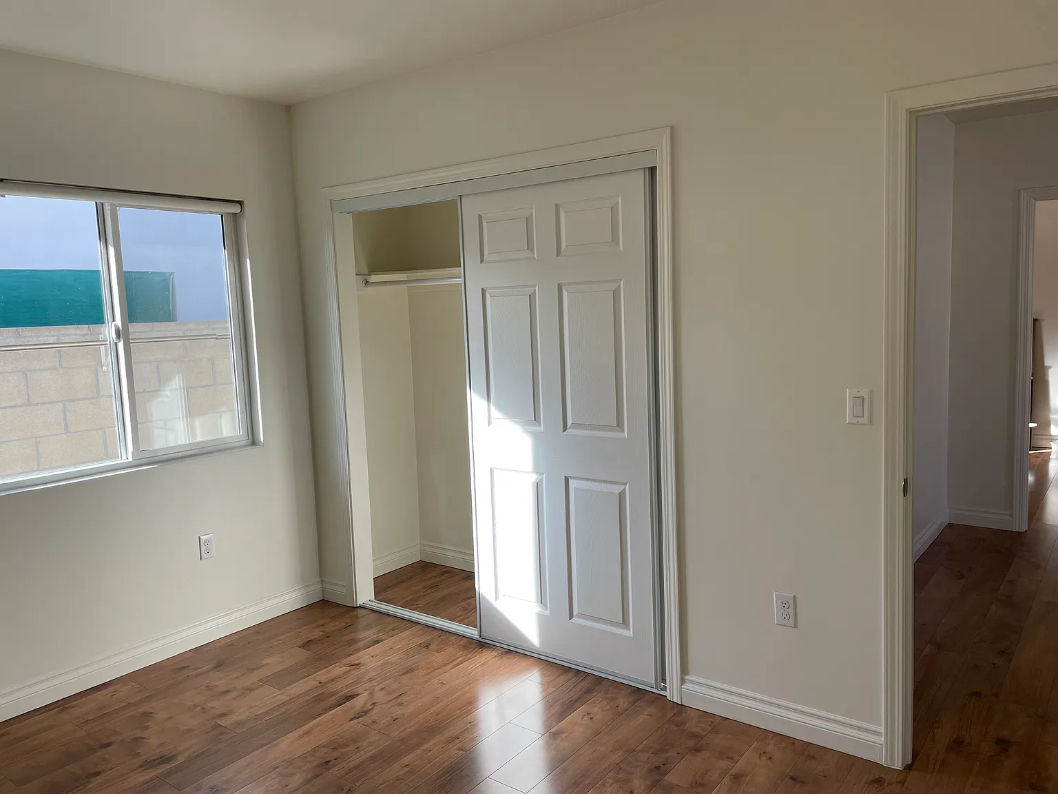 310 El Monte St — Photo 2