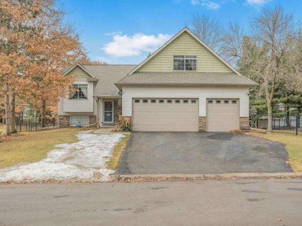 4062 Sunset Ter N, Brooklyn Park, MN 55443