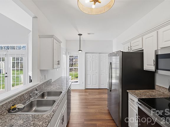 4th image of 1320 Anthem Ct
