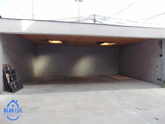 Rented by Blue Egg Realty Corp | media 29