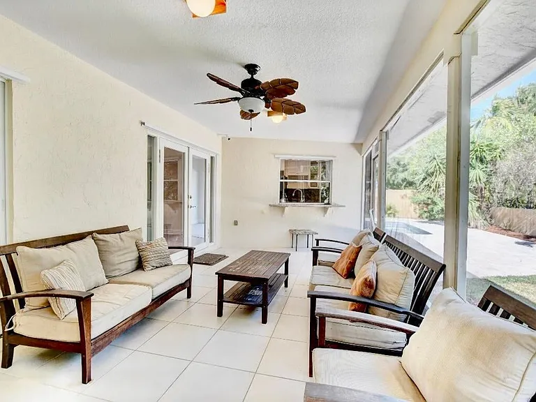 17768 Maplewood Dr #0 — Photo 13