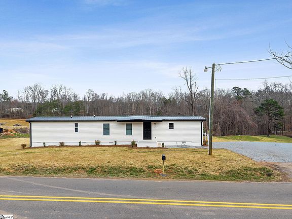 2nd image of 139 Davis Rd