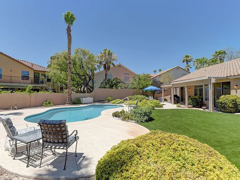 8437 Willowleaf Ct — Photo 46