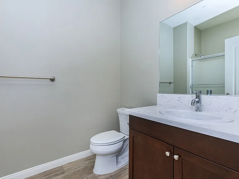 Mira Sol Gardens Rental Homes — Photo 17
