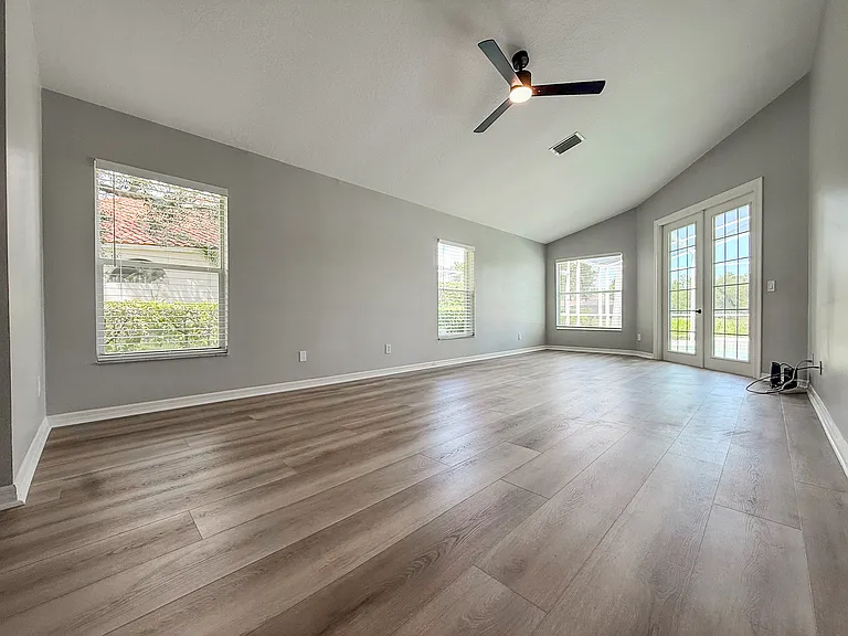 6126 Savoy Cir — Photo 13