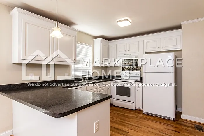 10 Shoreham Ct — Photo 9