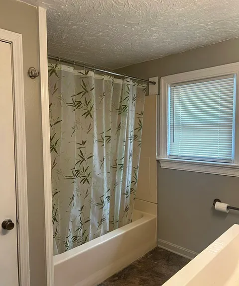 269 E Aurora Rd #3 — Photo 7