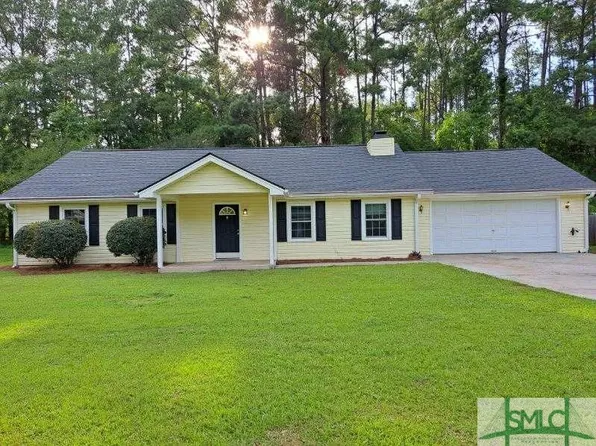 23 Douglas Court, Bloomingdale, GA 31302