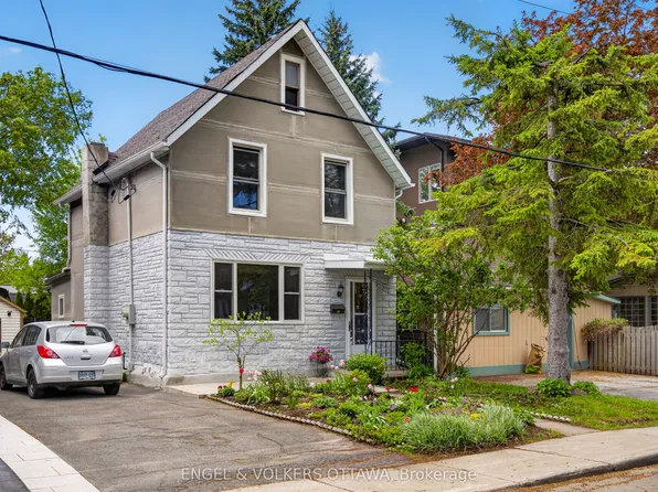60 Glynn Ave, Ottawa, ON K1K 1S8