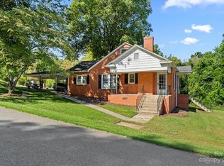 206 Mull Ln, Morganton, NC 28655