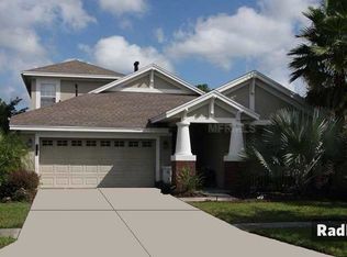 8118 Hampton Lake Dr, Tampa, FL 33647
