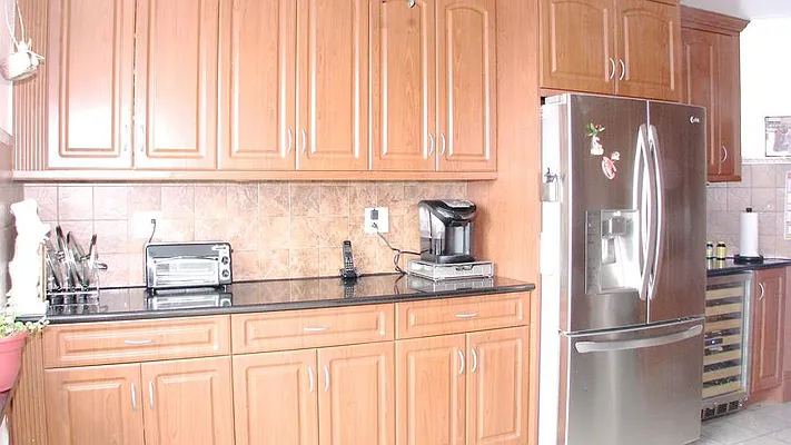 Sold by Fenwick Keats Real Estate | media 26