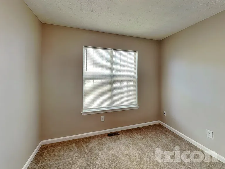 1330 Ling Dr — Photo 11