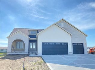 3410 NW 28th St, Ankeny, IA 50023
