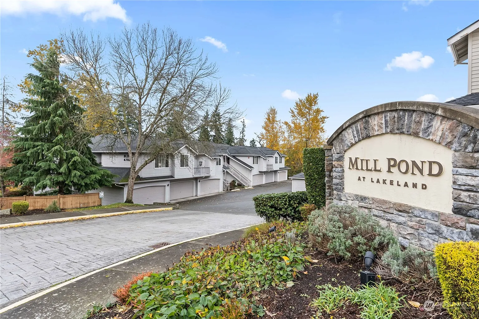 4702 Mill Pond Drive SE #109 photo 1