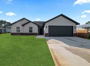 603 S Depot St, Whitesboro, TX 76273