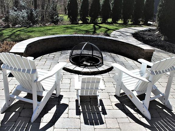 5th image of 50 Lealand Peck Dr