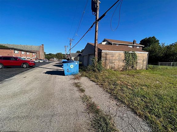 5th image of 3923 Kingsland Ct