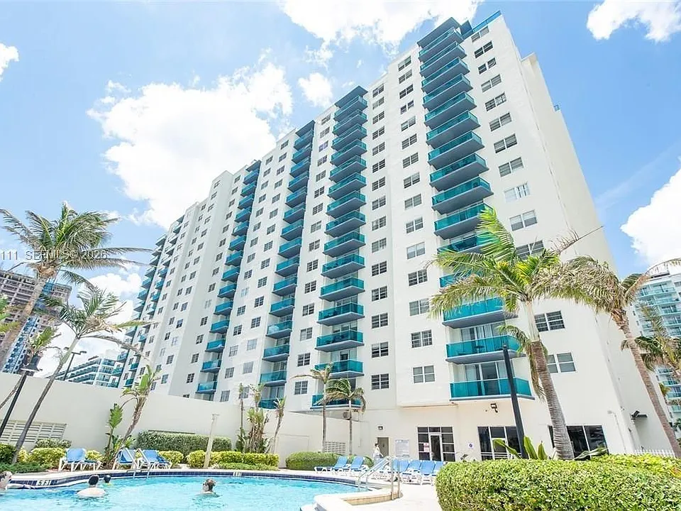 4001 S Ocean Dr #10D