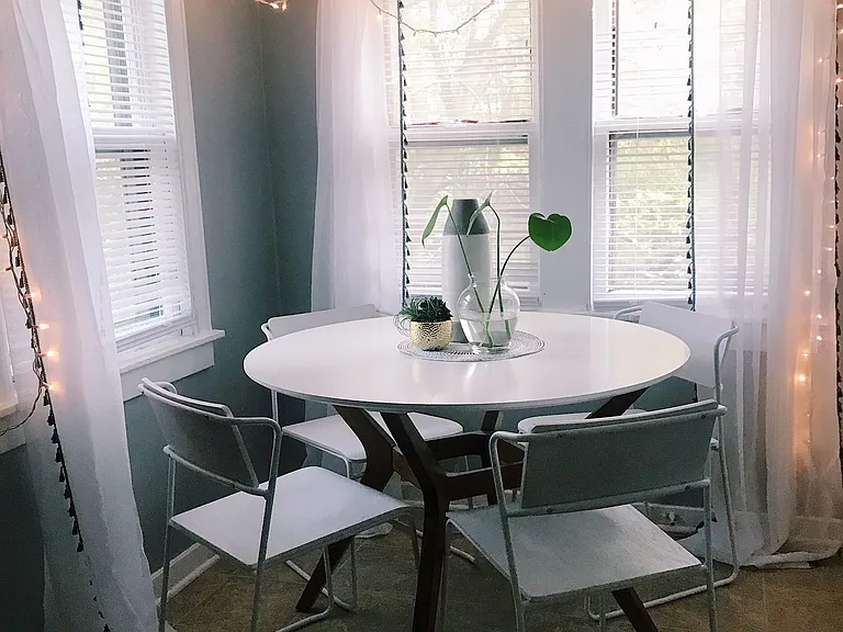 Kitchen nook