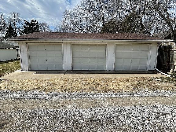 4th image of 1320 Chautauqua Ave