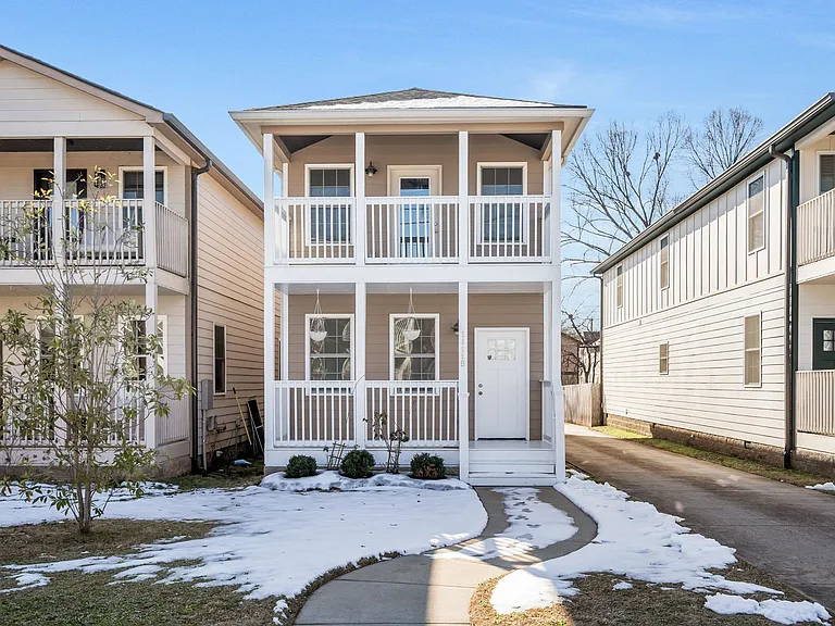 5809B Morrow Rd — Photo 1