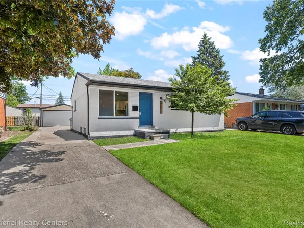 27736 Osmun St, Madison Heights, MI 48071