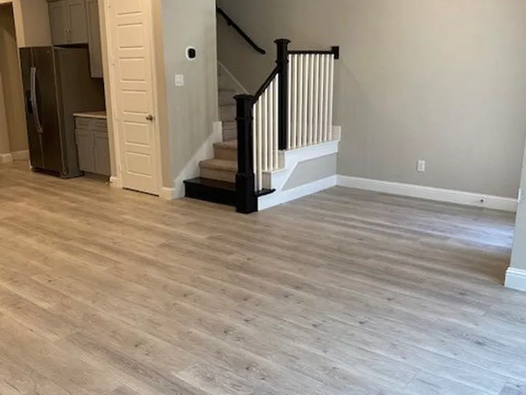 329 Colusa Dr — Photo 4