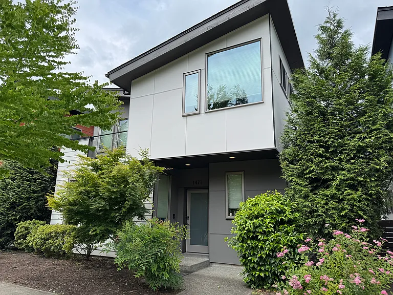 1471 14th Pl NE — Photo 23