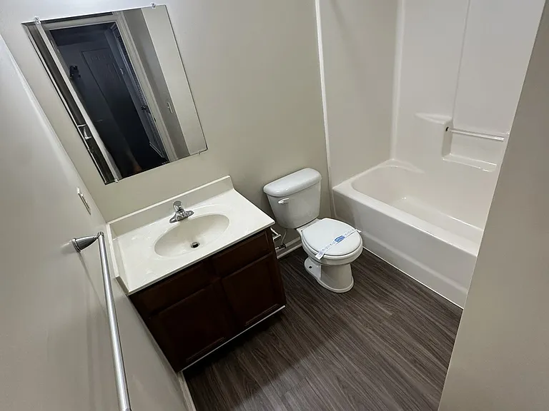 109 Willowtree Ln #109 — Photo 1