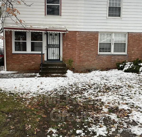 25561 Tungsten Rd — Photo 23