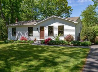 36 Howell Pl, Speonk, NY 11972