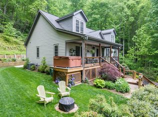 10 Orrin Ln, Candler, NC 28715