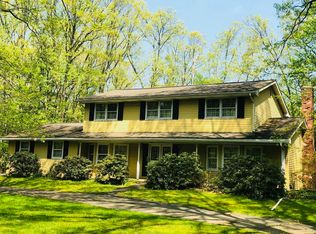 123 Jackson Dr, East Stroudsburg, PA 18302