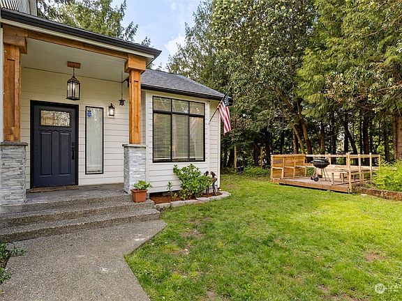 2nd image of 7201 190th Avenue E