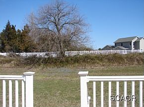 3rd image of 21 Madaket Ct