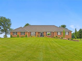 17520 Emerald View Dr, Raymore, MO 64083