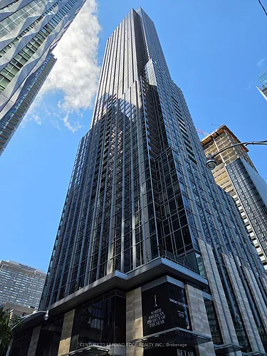 11 Yorkville Ave Photo 1 11 Yorkville Ave Photo 1
