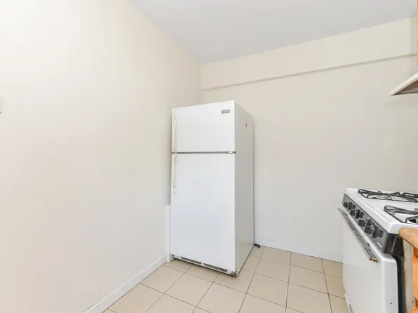 1165 East 54th Street image 11 of 21