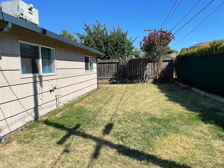 5908 Meghan Way — Photo 12