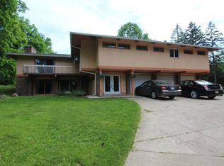 7755 Broadmoor Ave SE, Caledonia, MI 49316