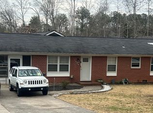 1406 Canterbury Rd, Griffin, GA 30223