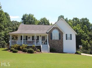 49 Prince Ln, Hiram, GA 30141