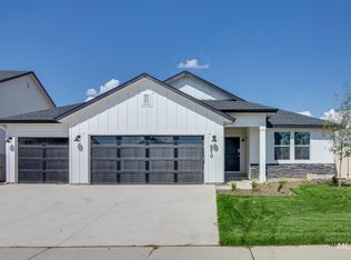 2550 E Whisper Wind Dr, Kuna, ID 83634